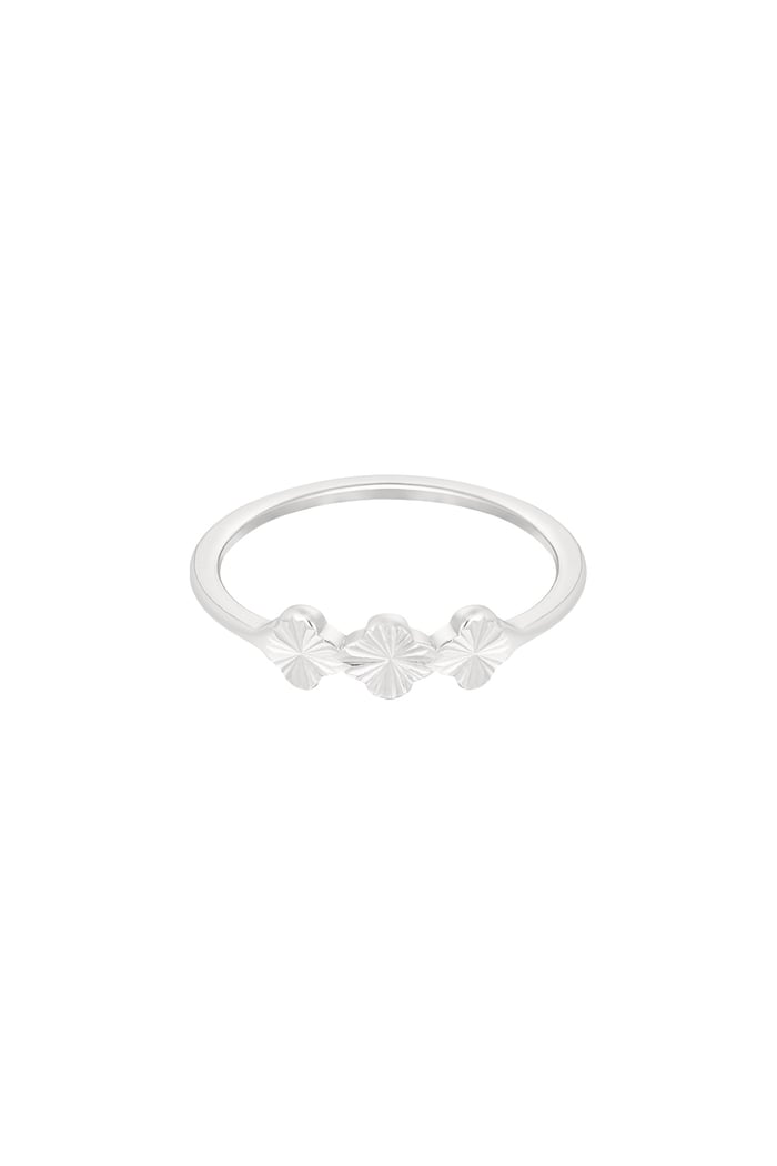 Triple elegant ring