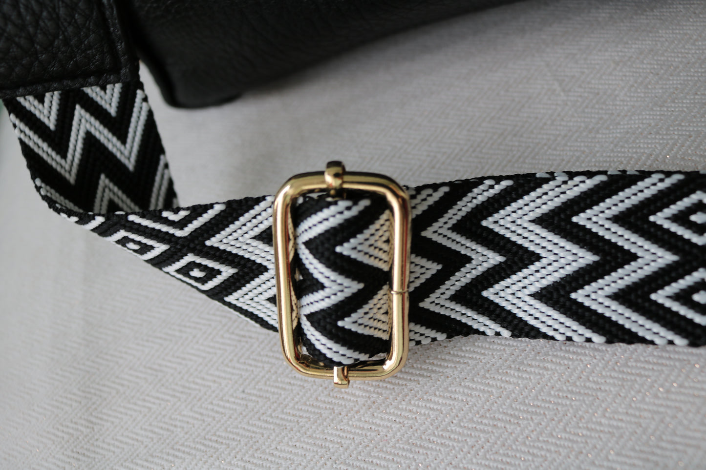 Goldy bee bag - metallic