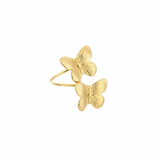 Double butterfly ring