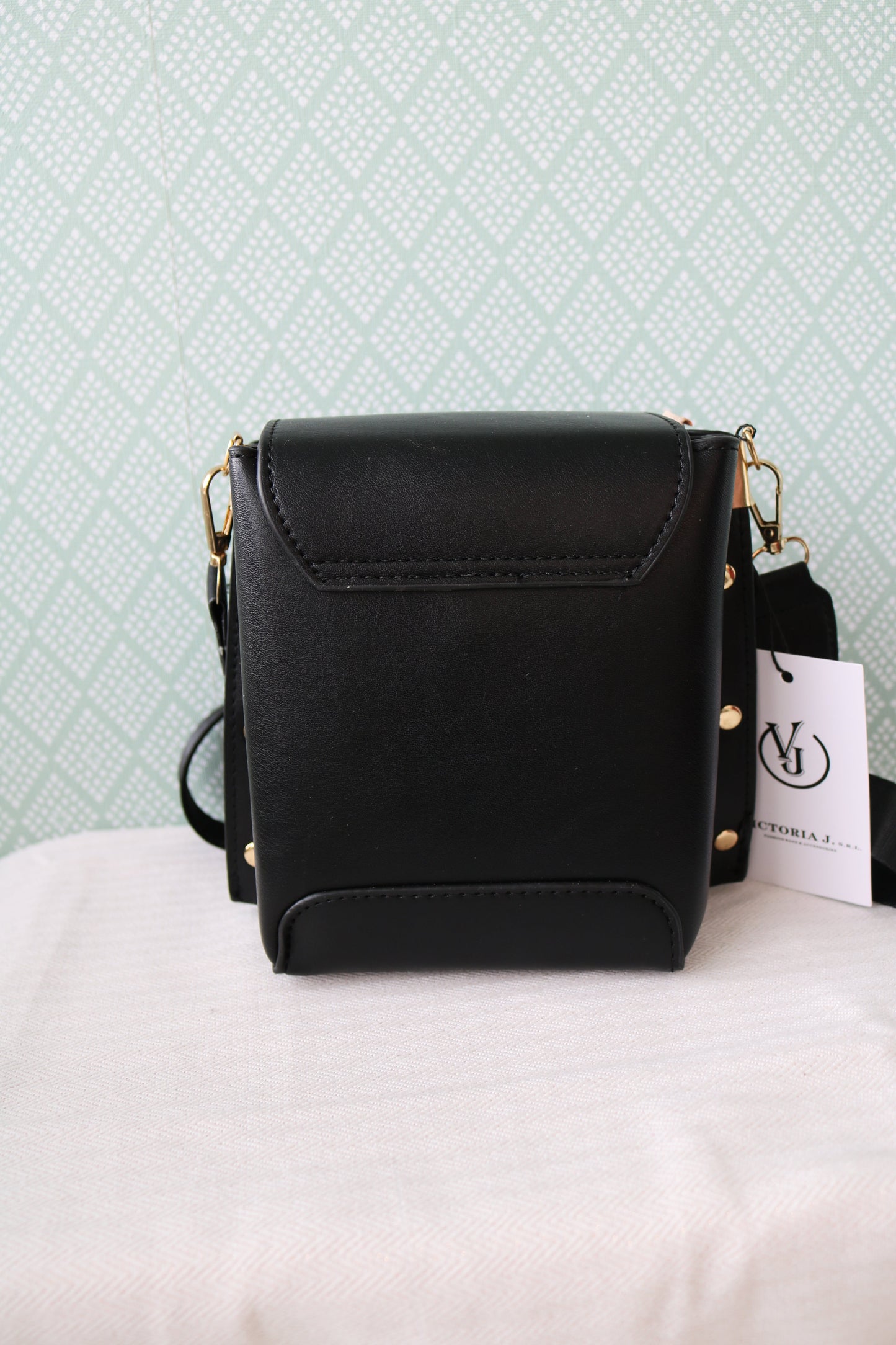 Sturdy heart bag